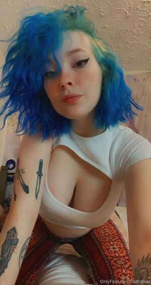 Astridxox photo 188