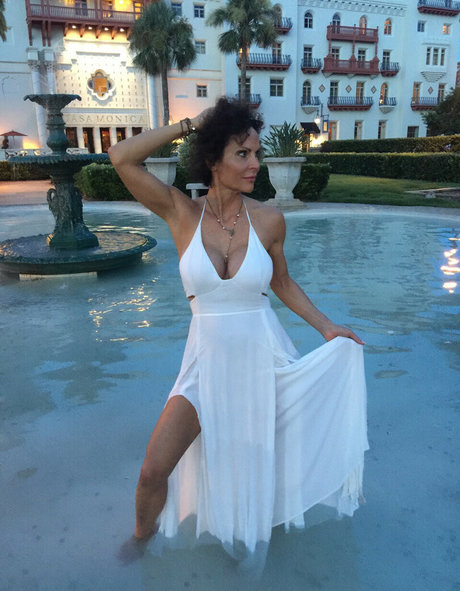 Atomicmilf3 photo 12