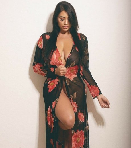 Aubrey Lynn Berg photo 25