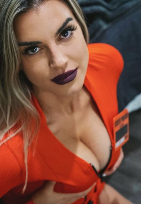 Aubrey Nolan photo 49