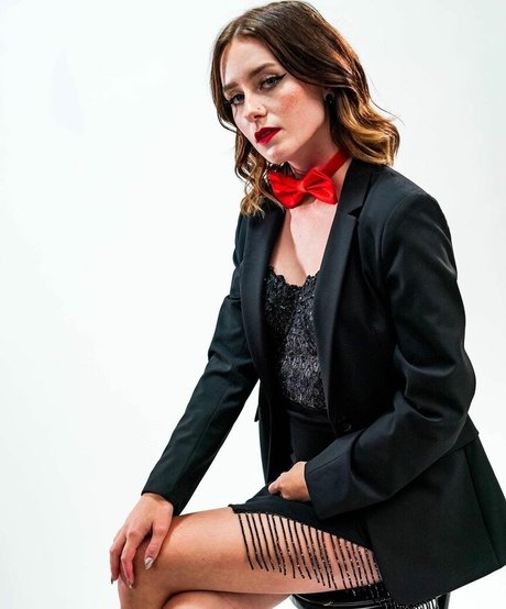 Audra Miller photo 360