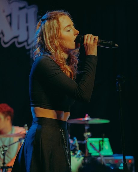 Audra Miller photo 472