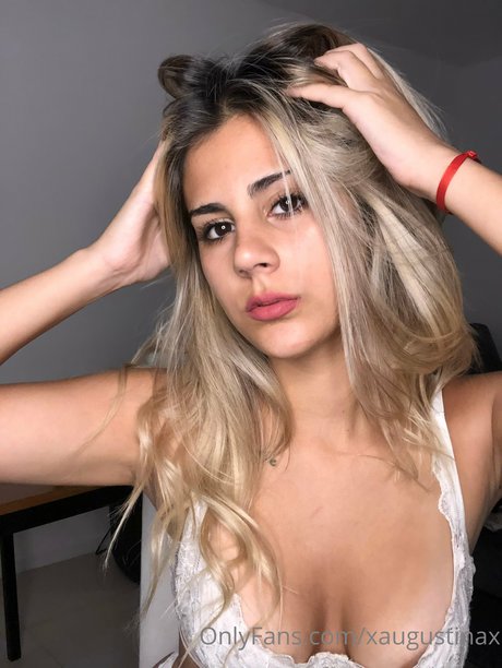 Augustina 18 photo 27