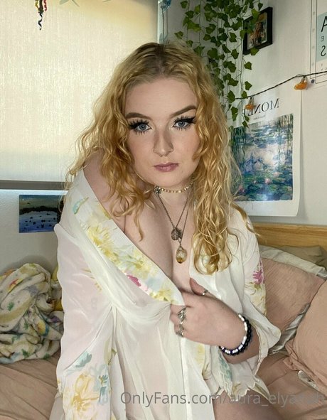 Aura_elyanah photo 51