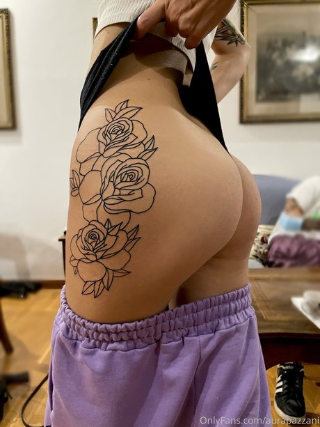 Aura Pazzani photo 37