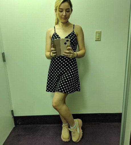 Autumn Farrell photo 9