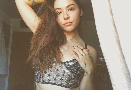 Autumn Farrell photo 11