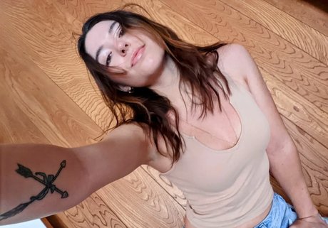 Autumn Farrell photo 18