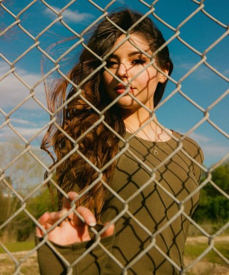 Autumn Farrell photo 21