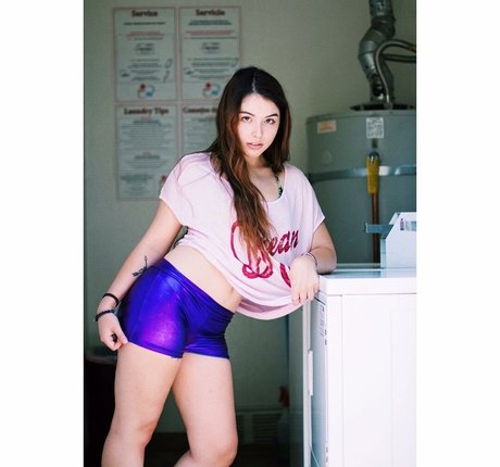 Autumn Farrell photo 34