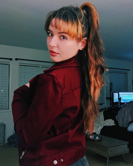 Autumn Farrell photo 43