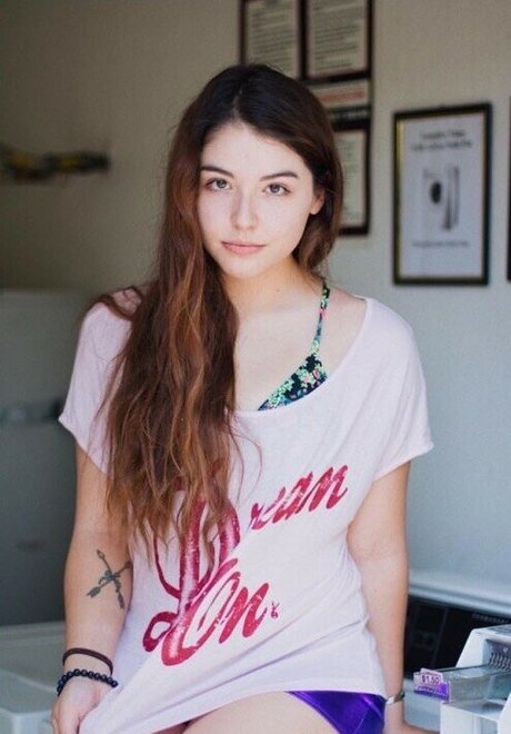 Profile photo of Autumn Farrell