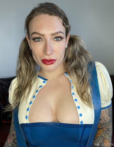 Ava_austen photo 134