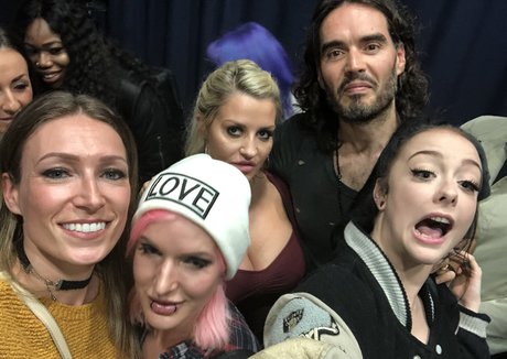 Ava_austen photo 192