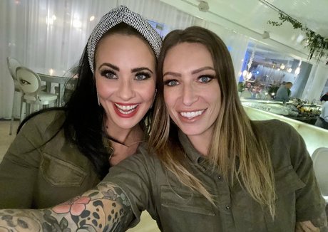 Ava_austen photo 288