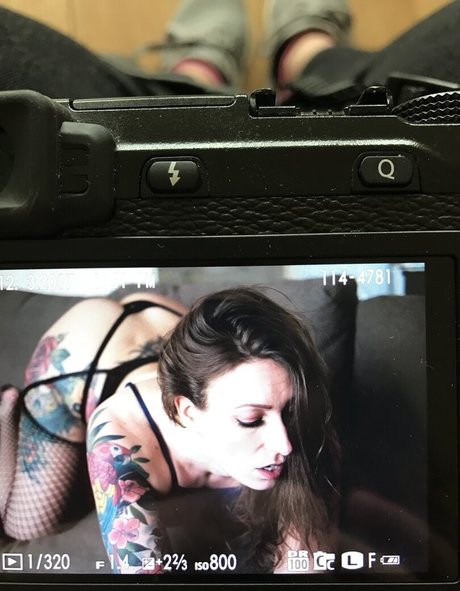 Ava_austen photo 325