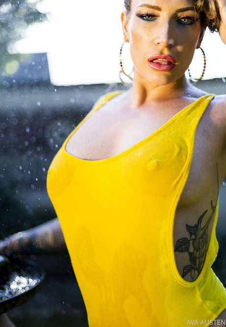 Ava_austen photo 470