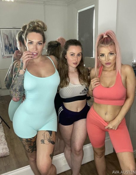 Ava_austen photo 539