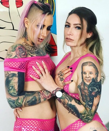 Ava_austen photo 664