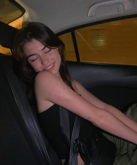 Ava Rose Beaune photo 177