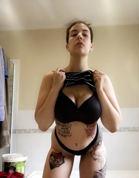 Ava Twitchling photo 465