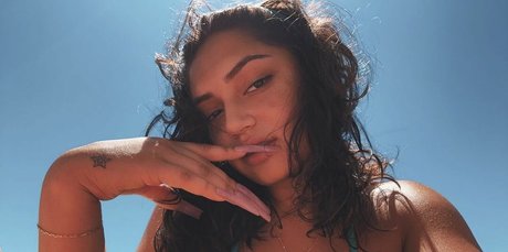 Avani Gregg photo 53