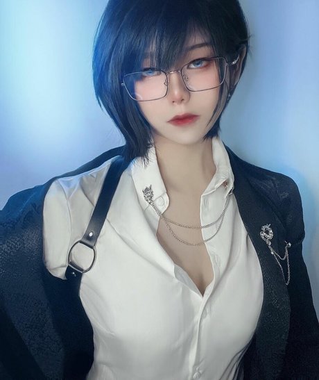 Aveline Tetsuya photo 9