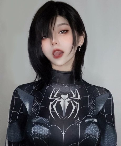 Aveline Tetsuya photo 25