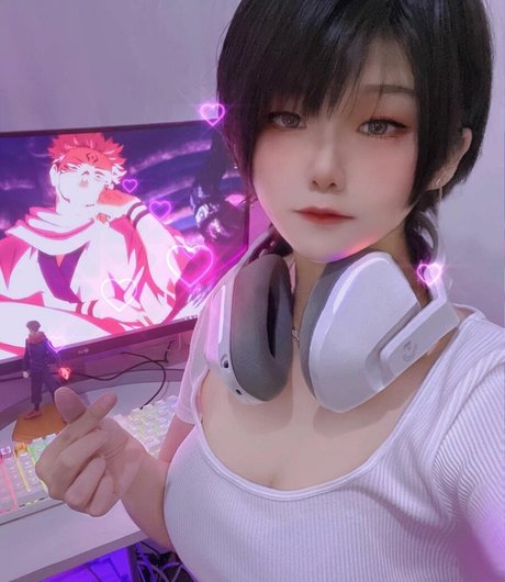Aveline Tetsuya photo 26