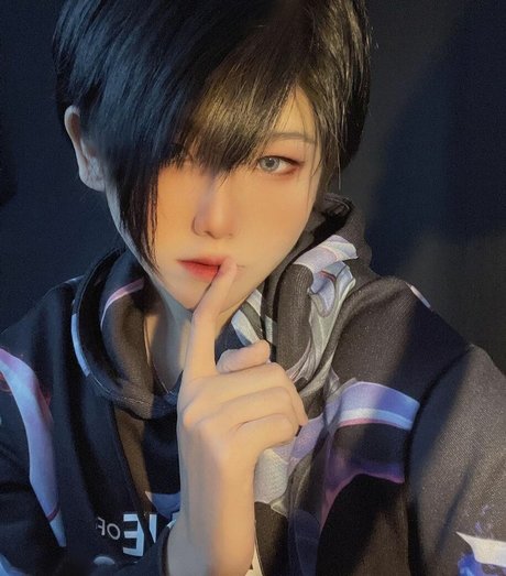 Aveline Tetsuya photo 66