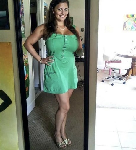Avery Millah photo 18