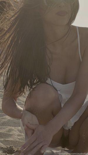 Ayako Fuji photo 4
