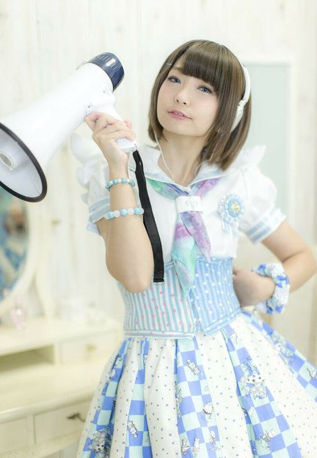 Ayame_apricot photo 224