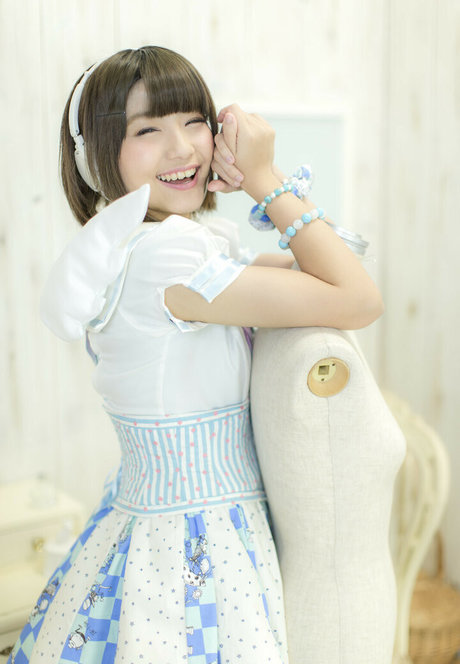 Ayame_apricot photo 284