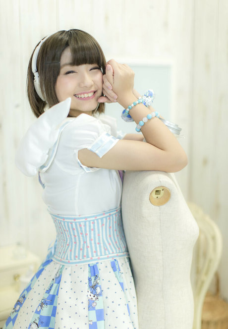 Ayame_apricot photo 285