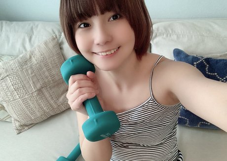 Ayame_apricot photo 868