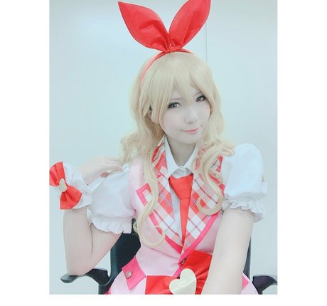 Ayame_apricot photo 1024