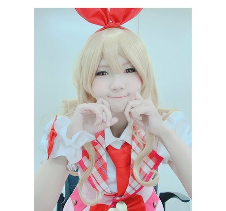 Ayame_apricot photo 1025