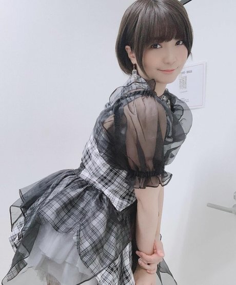 Ayame_apricot photo 1057