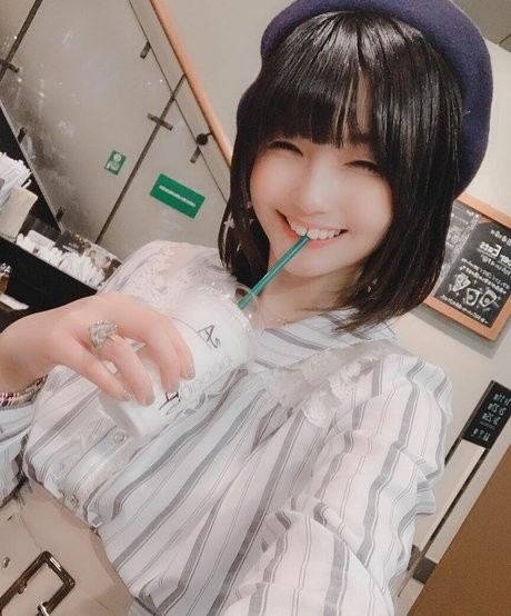 Ayame_apricot photo 1120