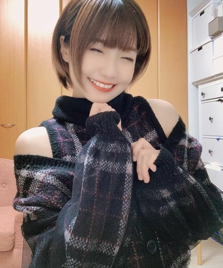 Ayame_apricot photo 1169