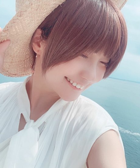 Ayame_apricot photo 1193