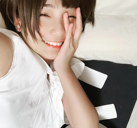 Ayame_apricot photo 1203