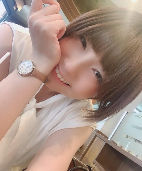 Ayame_apricot photo 1205