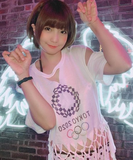 Ayame_apricot photo 1223