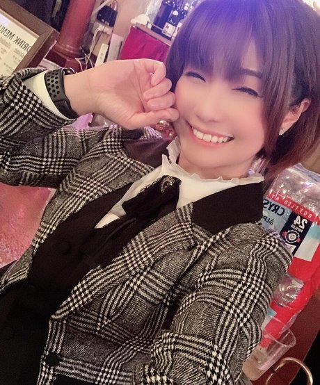 Ayame_apricot photo 1243