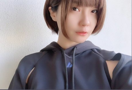 Ayame_apricot photo 1250