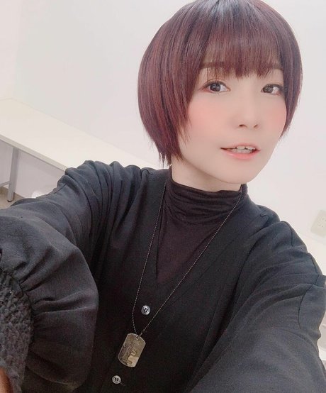 Ayame_apricot photo 1261