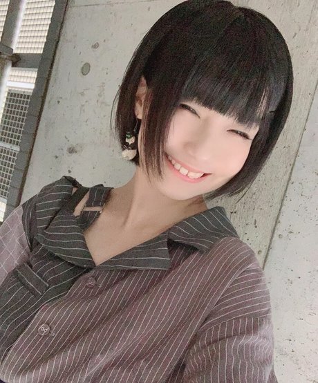 Ayame_apricot photo 1281