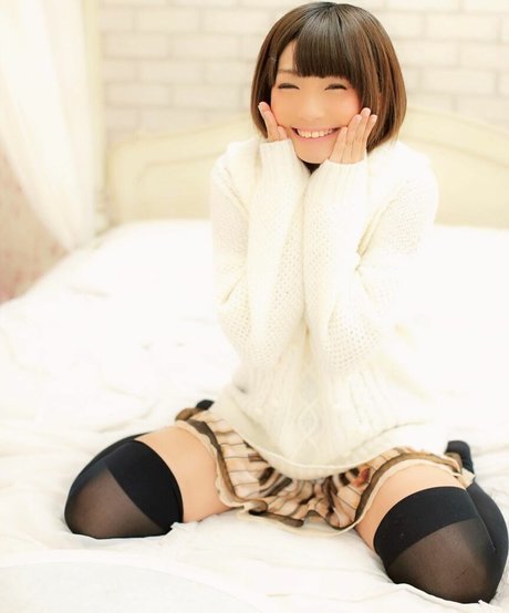 Ayame_apricot photo 1305